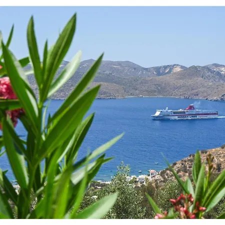 Апартаменты Pasithea Deluxe Трипити